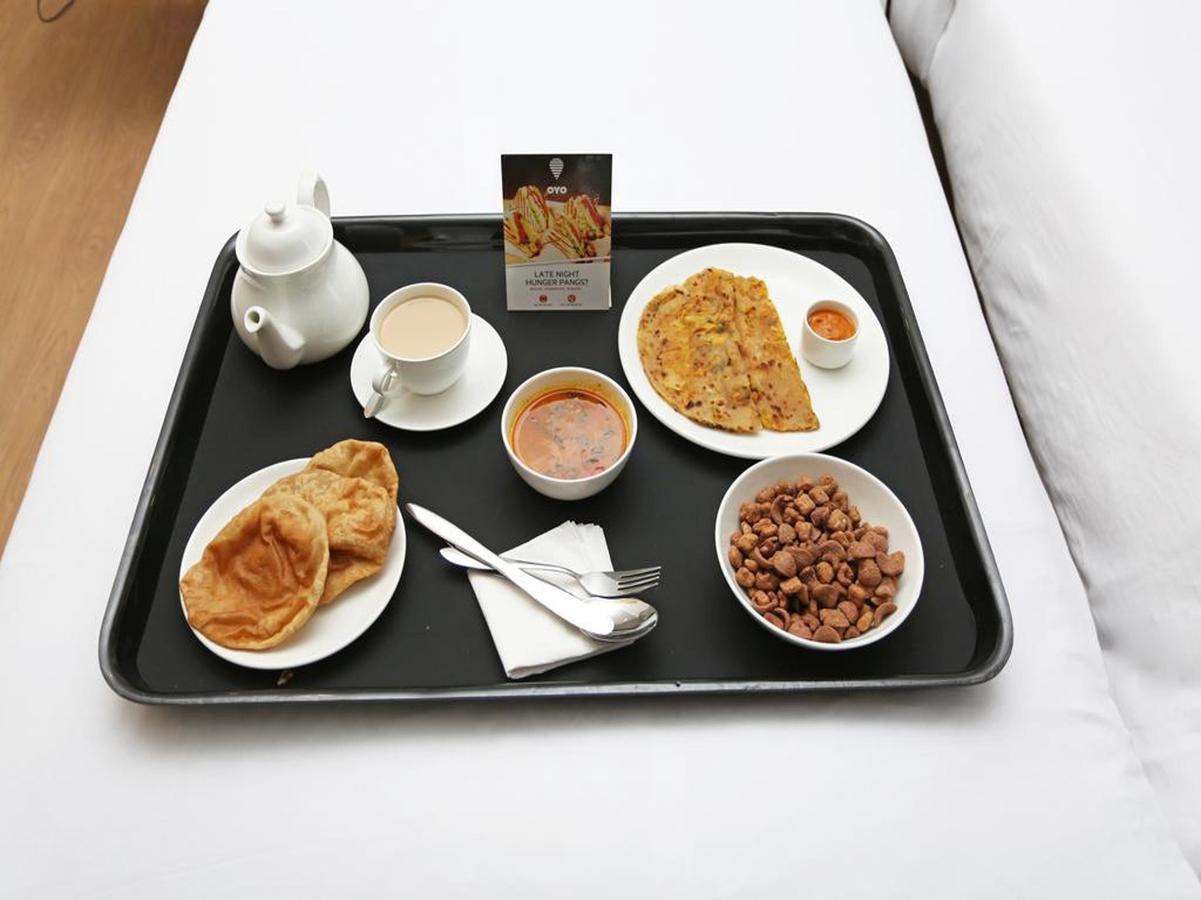 Oyo 14829 Hotel J Cruise لوديانا المظهر الخارجي الصورة